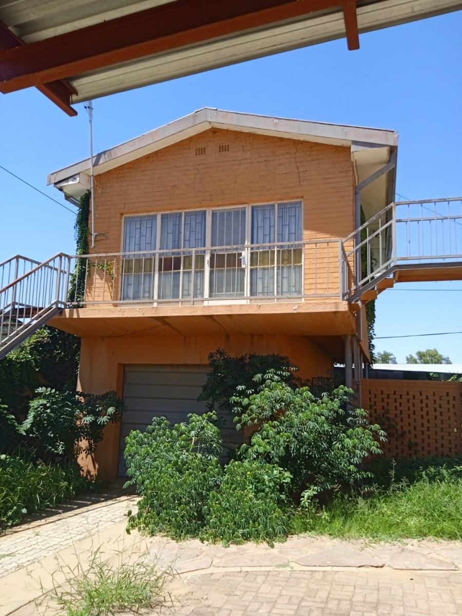  Bedroom Property for Sale in Bloemhof North West